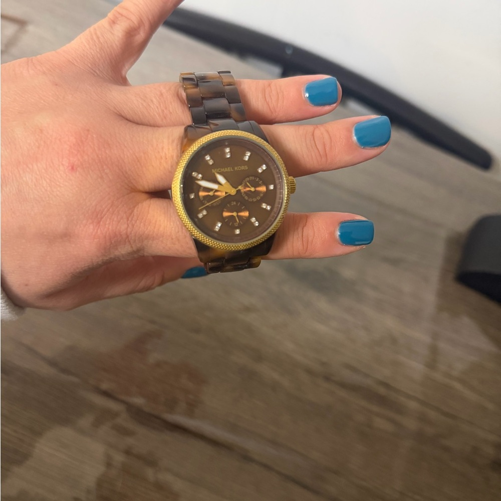 Michael Kors Gold and Brown Timepiece